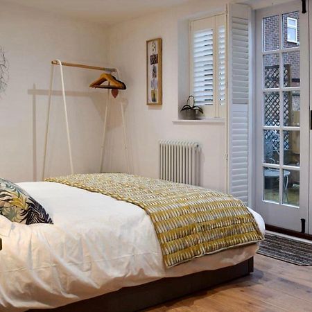 Shottery The Snug Entire Home Sleeps 2, Stratford Upon Avon מראה חיצוני תמונה